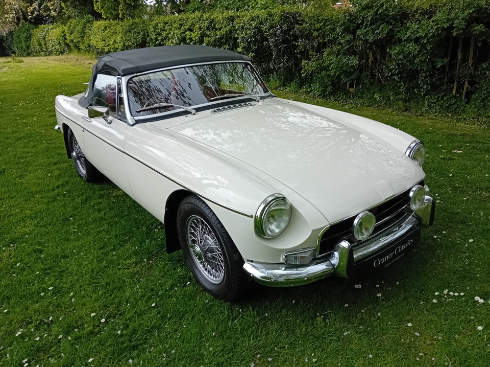 1972 MG MGB Roadster 11