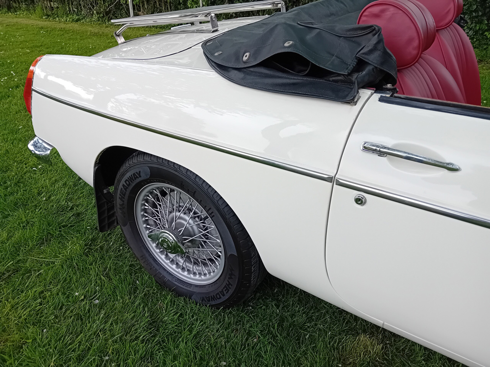 1972 MG MGB Roadster 43