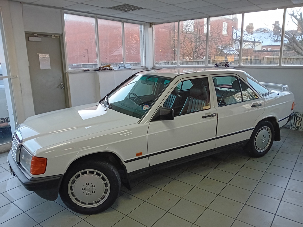 1988 Mercedes 190E 3