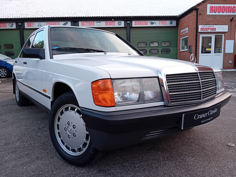 1988 Mercedes 190E 98