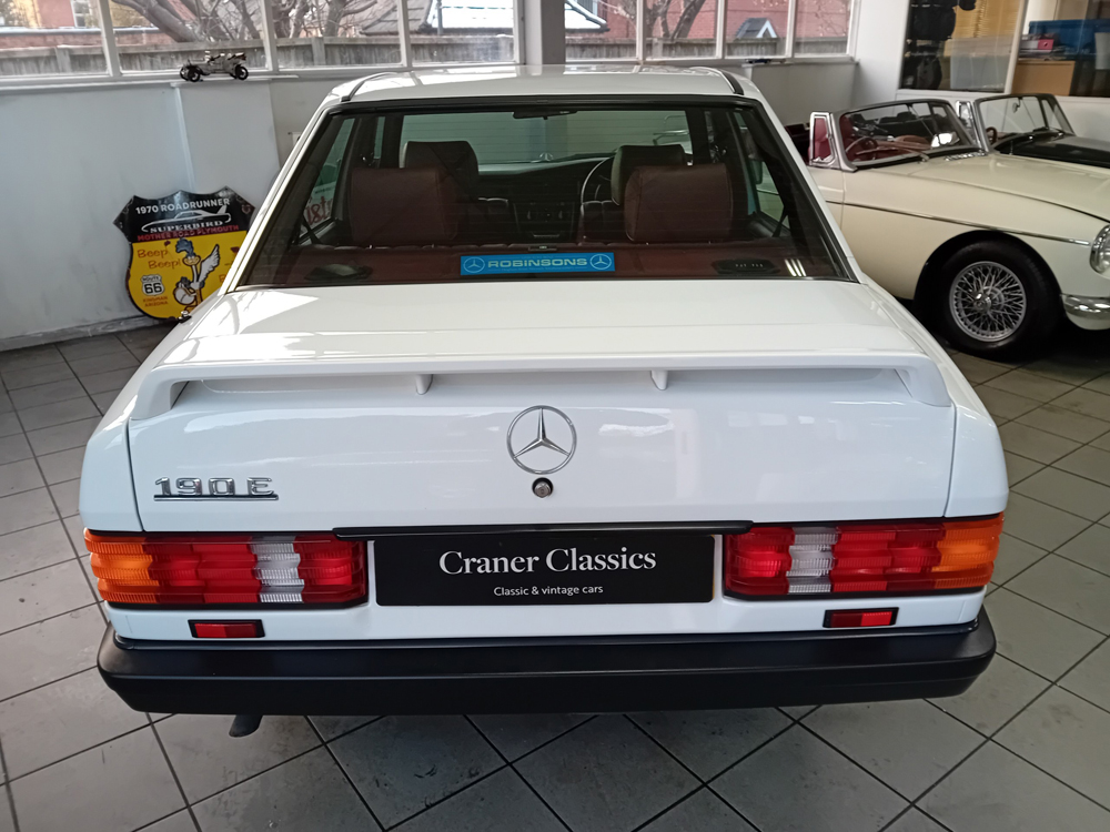 1988 Mercedes 190E 100