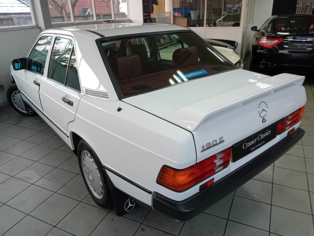 1988 Mercedes 190E 111