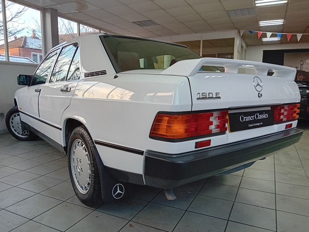 1988 Mercedes 190E 112