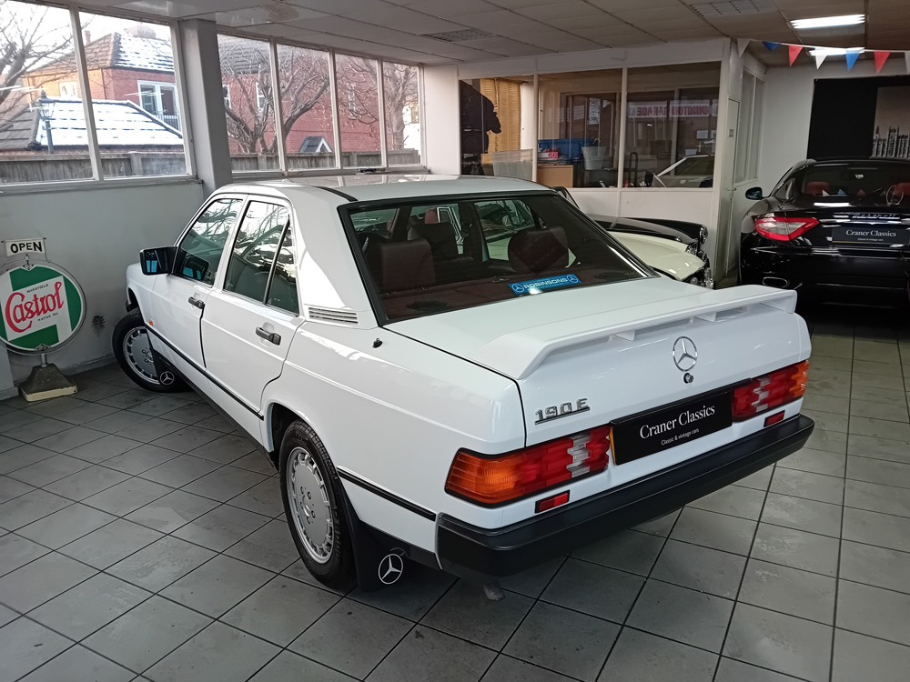 1988 Mercedes 190E 113