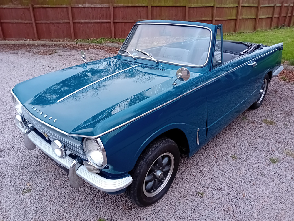 1968 Triumph Herald convertible 5