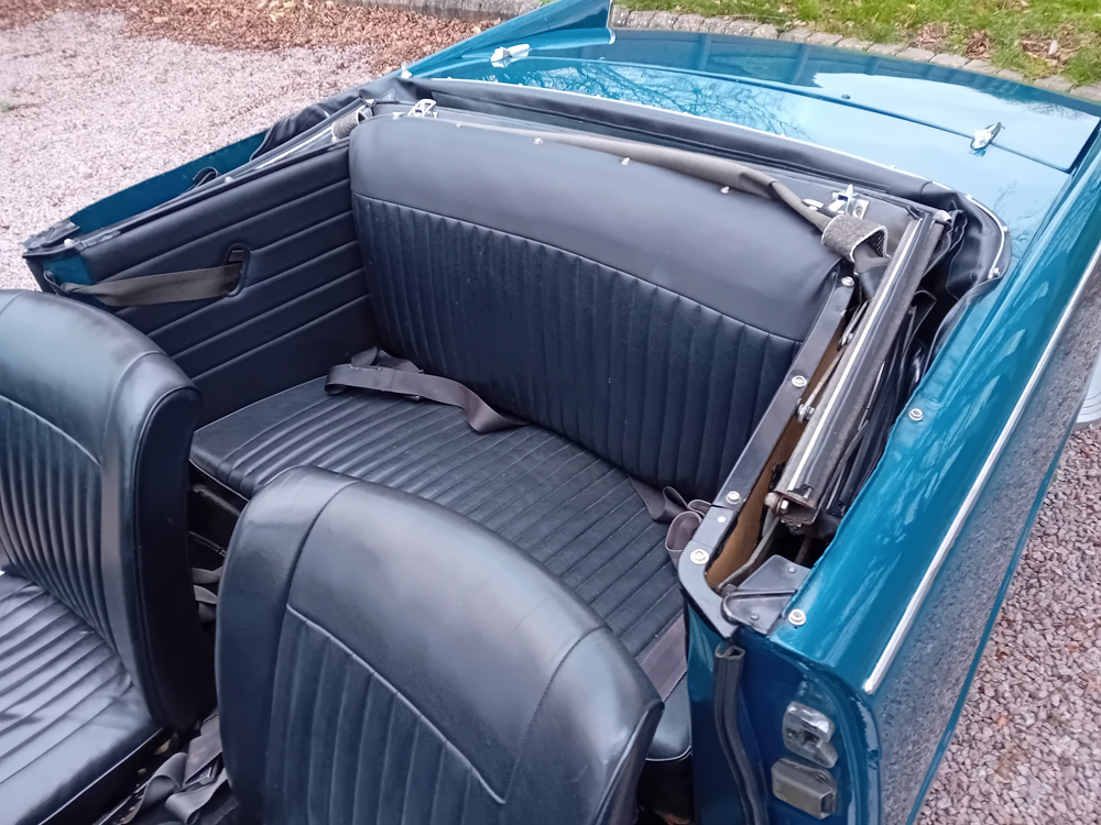 1968 Triumph Herald convertible 23