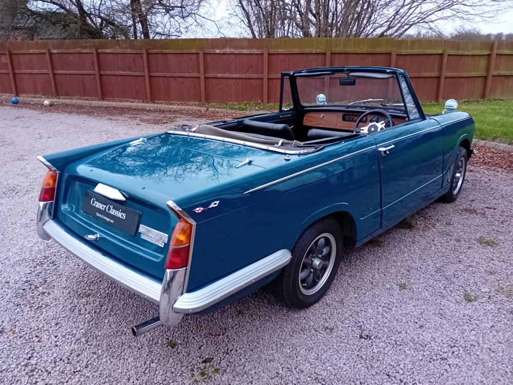 1968 Triumph Herald convertible 37