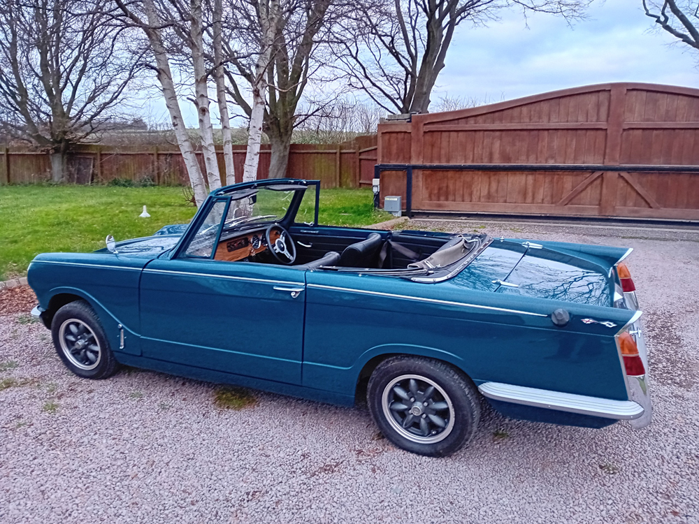 1968 Triumph Herald convertible 38