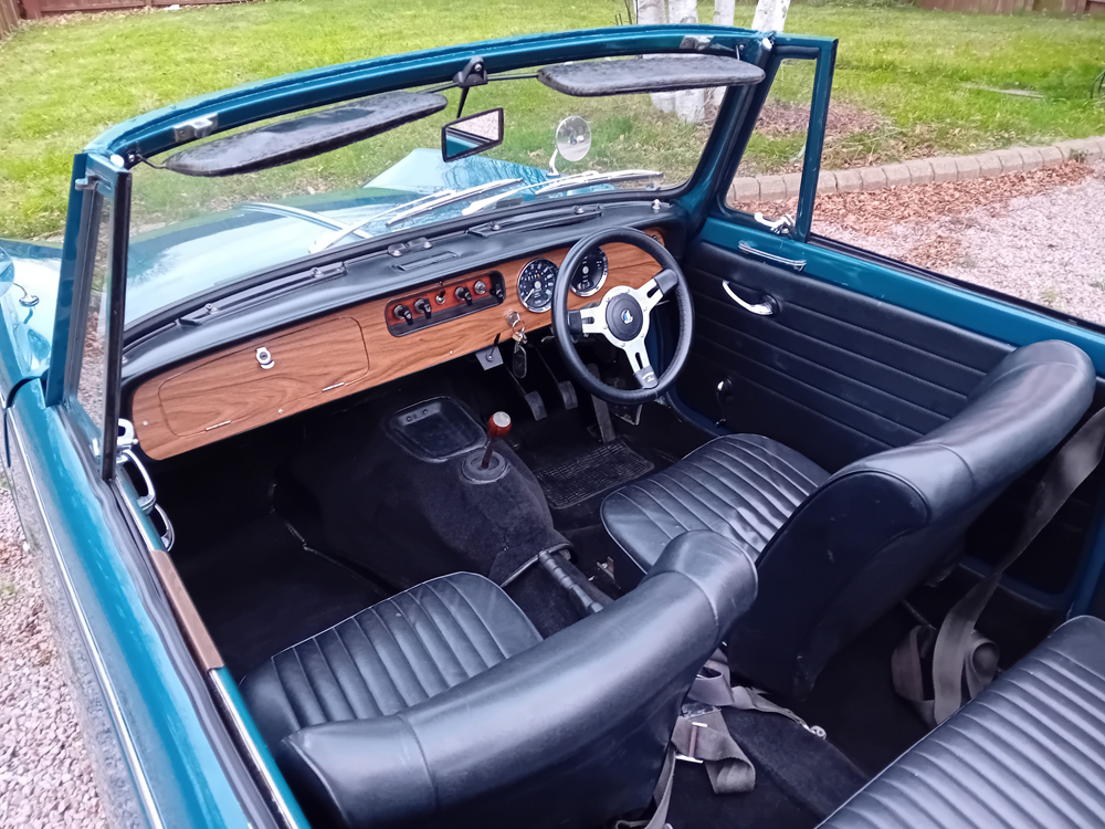 1968 Triumph Herald convertible 39