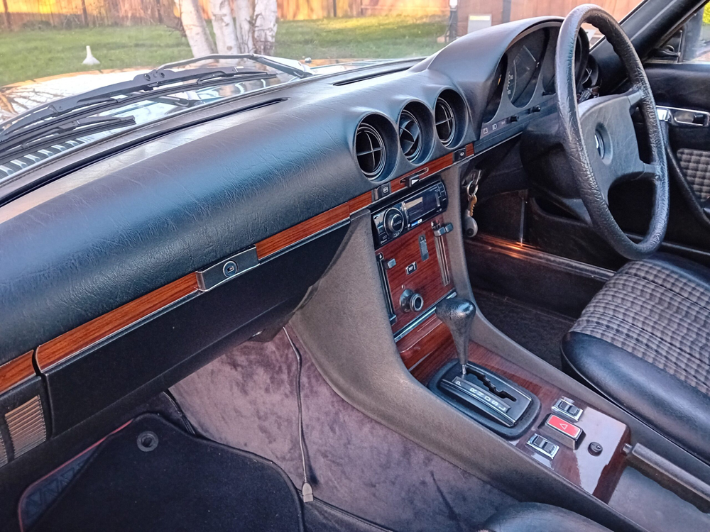 1981 Mercedes 280SL 44