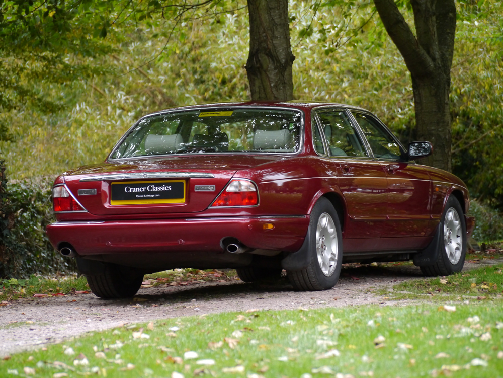 2000 Jaguar Sovereign V8 1